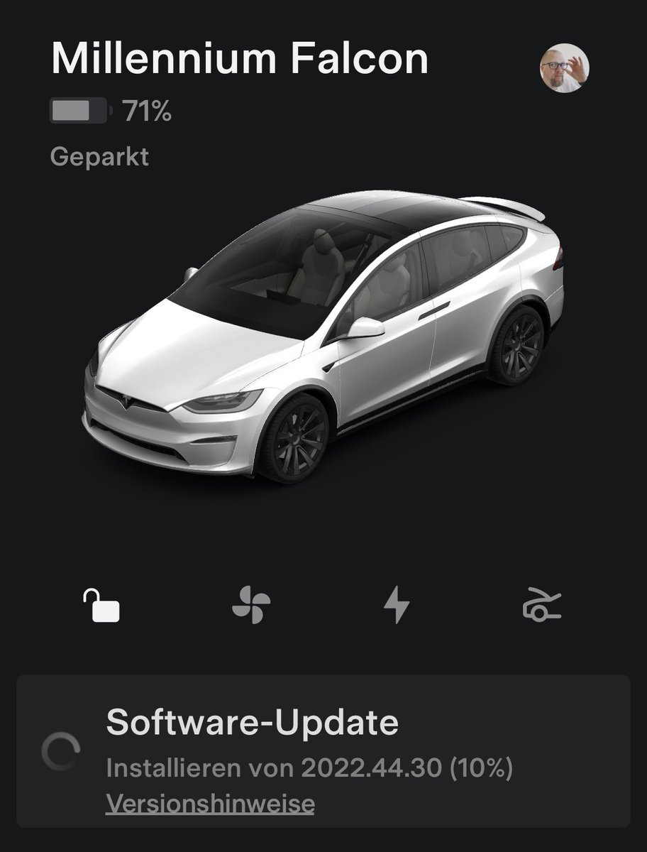 RonnyGolisch's tweet image. Tesla Model X Plaid in Germany New Update incoming 👀🔥🔥🔥
2022.44.30
#tesla #modelxplaid