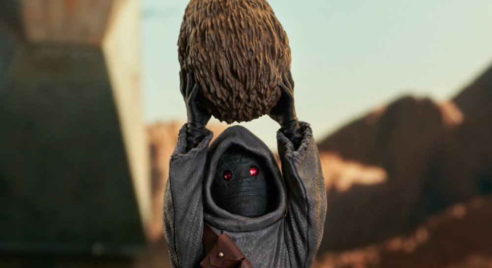 FanthaTracks's tweet photo. Star Wars: The Mandalorian: Offworld Jawa Mini-Bust - https://t.co/ApFwjTwWXA #StarWars #FanthaTracks @GentleGiantLtd #gentlegiant #offworldjawa #themandalorian https://t.co/qYj42ck3fr