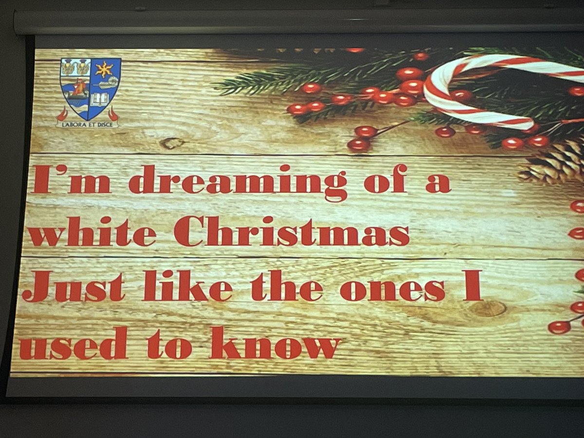 Lovely night at the Christmas Concert. Amazing talent and great performances. Well done everyone in <a href="/LargsExpArts/">Largs Academy Expressive Arts Faculty</a> and thanks to our community for showing up and supporting. 🎵