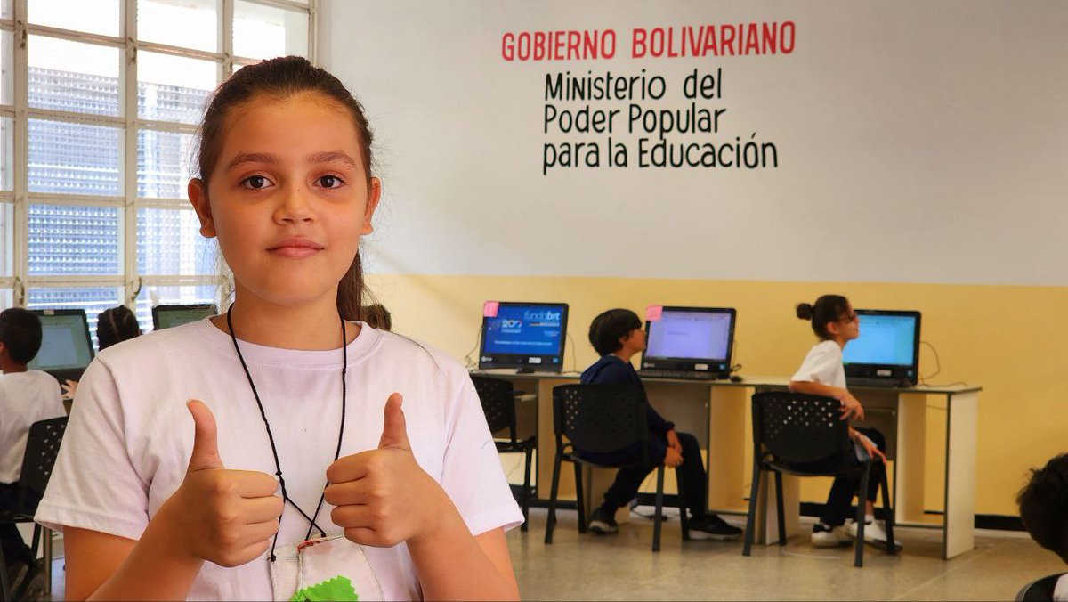 Por eso queremos dejar constancia, ante el mundo, de que este gobierno asume con responsabilidad y con prioridad avanzar en educación, ciencia y cultura como la única ruta para consolidar nuestra emancipación y descolonización. (3/3)

<a href="/NicolasMaduro/">Nicolás Maduro</a>
@MPPEDUCACION