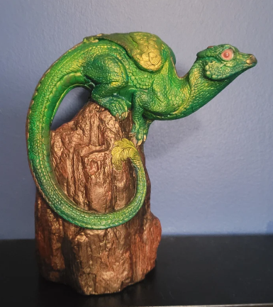 EPCharles's tweet photo. Anyone last minute holiday shopping? 
My youngest just finished setting up an Etsy shop. Hand painted dragons, winged dogs, etc. Check it out: 
https://t.co/daNGMgU88g https://t.co/If2VeNmcbw