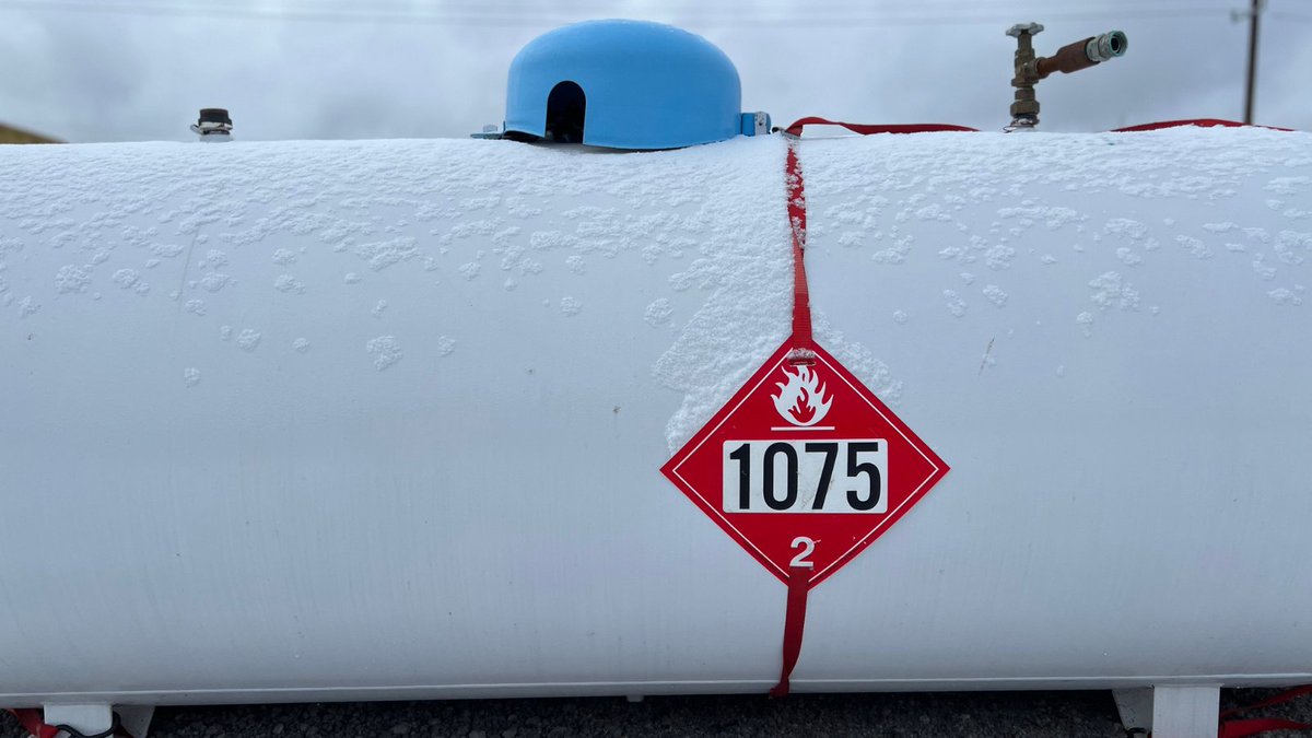 It's beginning to look a lot like ....Propane Heating season! Be sure to check your tank % before the holiday weekend! ❄️ #PropaneSeason #Propane