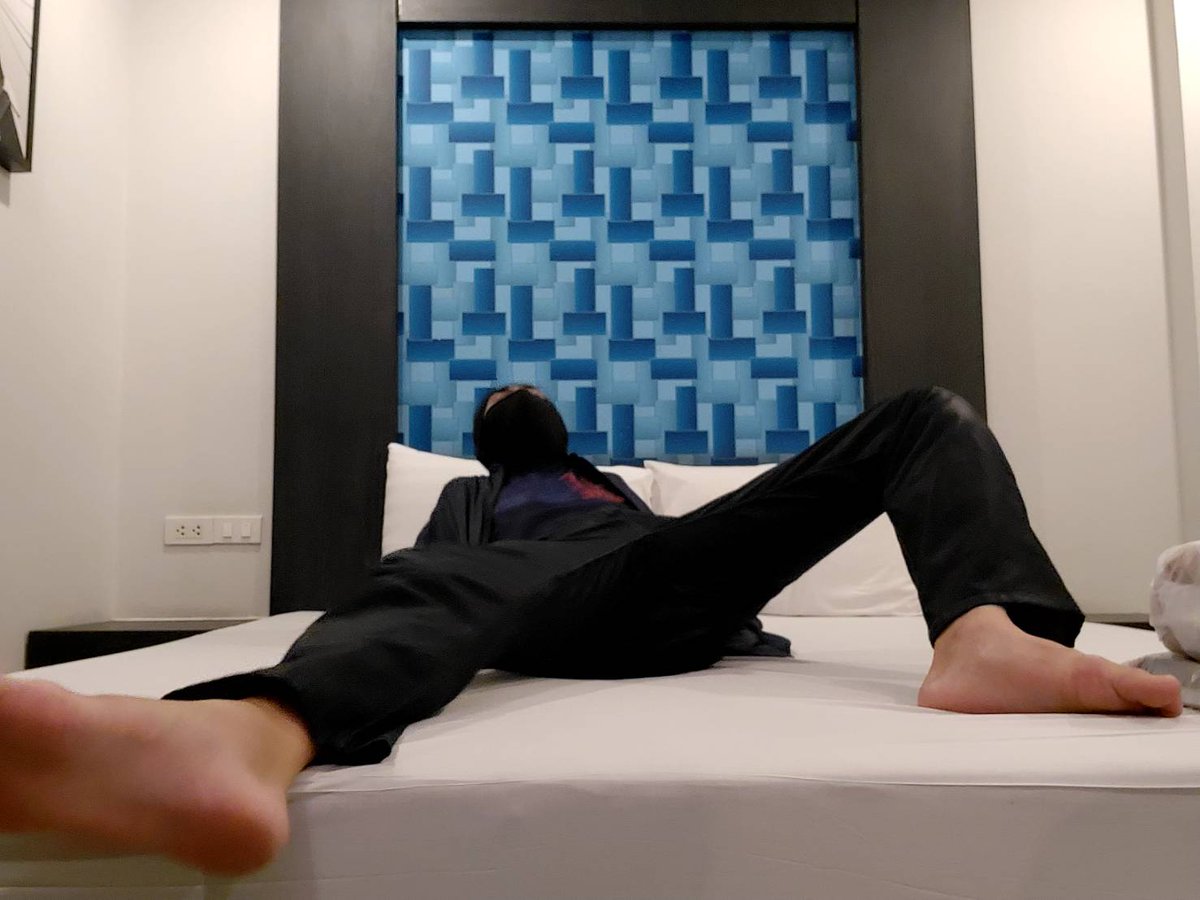 อยากเย็ด DM มาคุยกันครับ
ผมเป็น #รับร่าน #ทาสควย #ทาสตีน #ทาสกะหรี่ อยาดให้เป็นก็ไม่เกี่ยงเลยครับ เย็ดได้ถึง 9 โมงเช้านะครับ