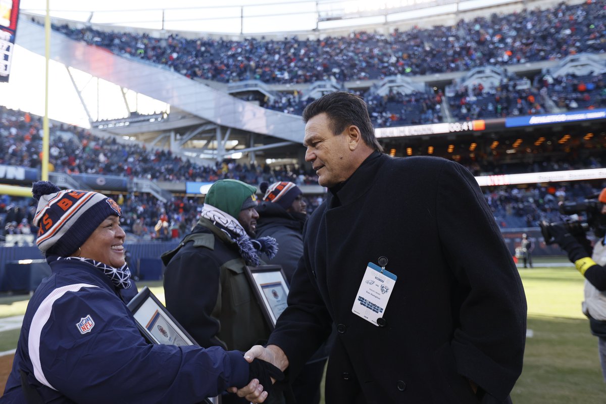 BearsOutreach's tweet photo. #DaBears were proud to honor our nine Coach of the Week winners &amp; our Coach of the Year nominee at halftime of the #PHIvsCHI game yesterday w/ the help of Hall of Famer Dan Hampton &amp; @Athletico. https://t.co/kqf3yuDtmd