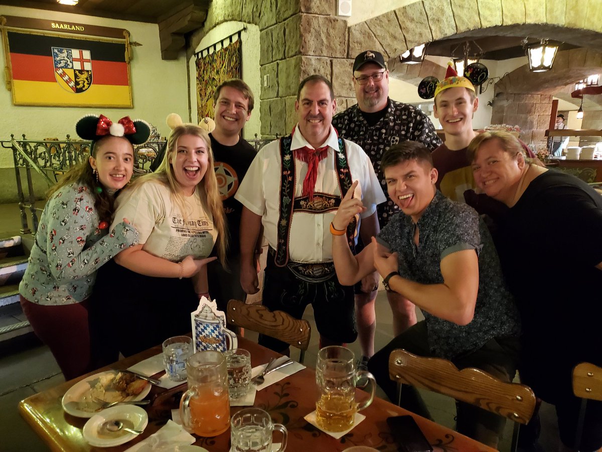 TimWallaert's tweet image. We didn't get his name, but we did get his picture!  Made our day at Bier Garten in EPCOT with his crazy xylophone skills.  We are his biggest fans! #castcompliment