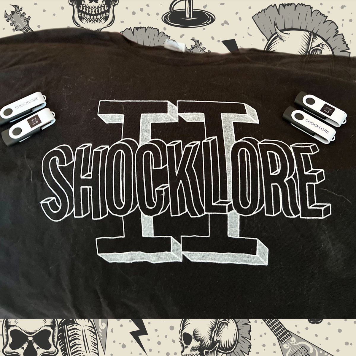 SHOCKLORE1's tweet photo. Tonight is the night folks!! We’ll have the #ChristmasGift offerings on @bandcamp in a few short hours, to include one Flash drive with #VOLII and associated #music #VIDEOS on them for only $5 US at the below link.
https://t.co/3jofNSwy2R https://t.co/5ePIAWuy3E