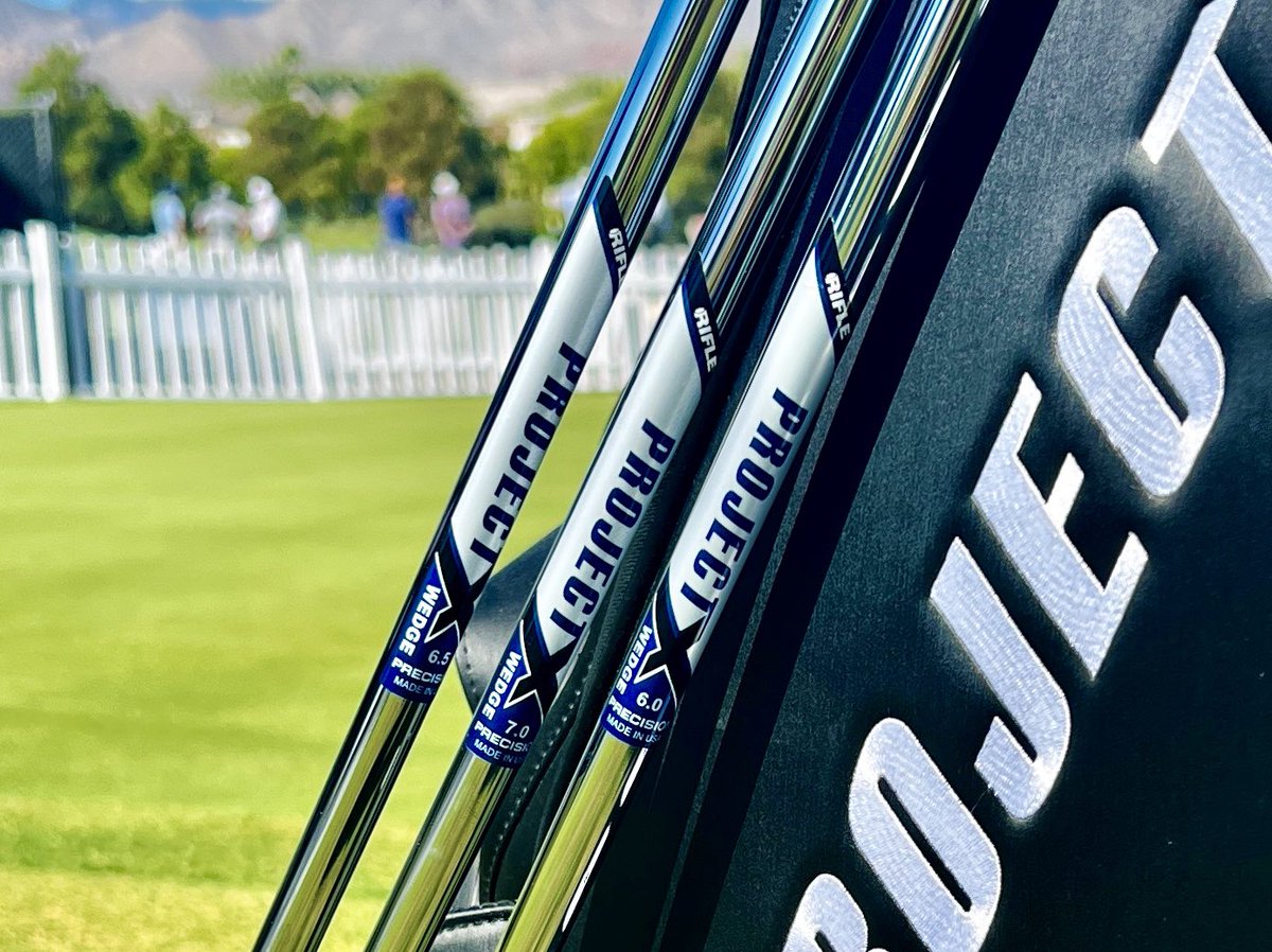 PGAPappas's tweet image. PGAPappas 12 Days of Christmas KRINGLE Tee to Green FLASH FOUR Golf Giveaway 3

🎁 New 2022 Project X Wedge Shafts (SET of 3, choose any flex)

To enter:
🎄 Retweet
🎄 Follow @PGAPappas and @ProjectXGolf 

#ReleaseTheKringle! pgapappas.blogspot.com/2022/12/2022-p…
