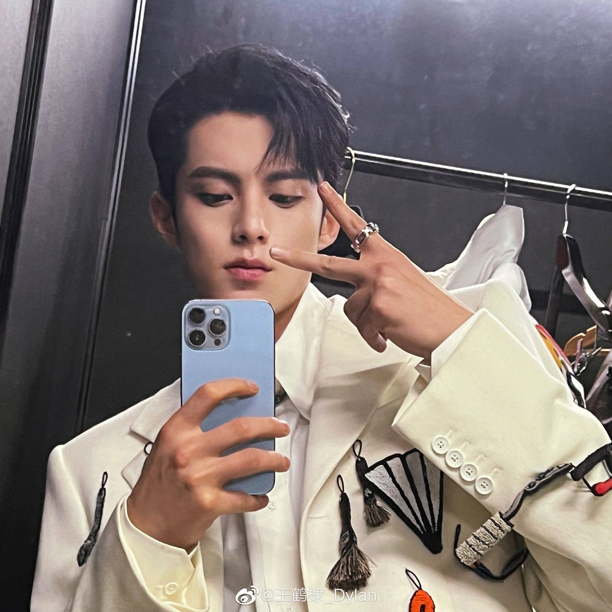 WangDylanPH_'s tweet photo. 王鹤棣_Dylan Weibo update

GQ MOTY 

#王鹤棣
#DylanWang
#WangHeDi https://t.co/yEwGeMS28Y