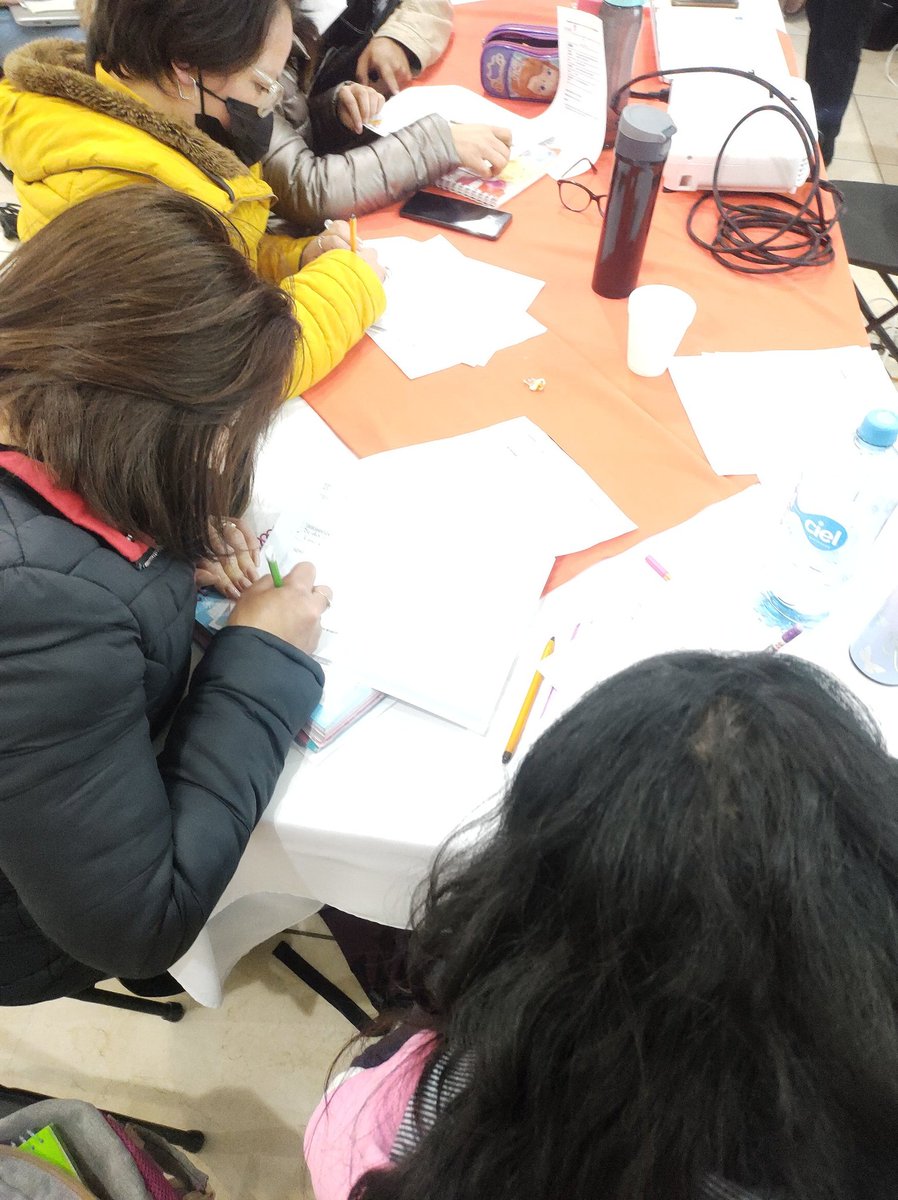 TbcZona18's tweet photo. El día de hoy se llevo acabo la jornada de acompañamiento de la Zona 18
#JornadasDeAcompañamiento
#EMS
#EducaciónFuerte
#Edoméx
@alfredodelmazo
@geramonro05
@israeljerol
@VeronicaRB04 
@Edomex_TBC https://t.co/RommGqs9tU