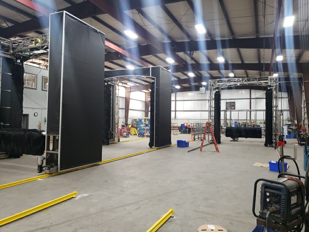 WhitingSystems's tweet photo. Finishing 2022 strong with these 3 automatic truck wash units and trailer washout unit getting finishing touches before shipping out! 2023 is looking even better!! https://t.co/iogQpCLLb9