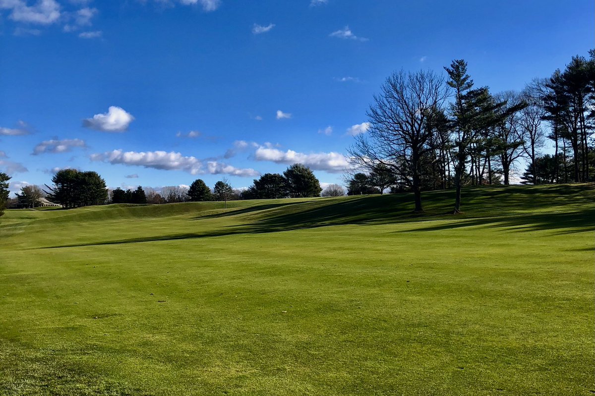 __caino's tweet photo. December golf in Massachusetts 🥶 https://t.co/AFGIUoDQq0