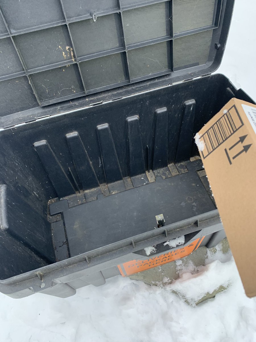 simkins_b's tweet image. Well done @amazon …..too difficult to open the weatherproof box?!  Your delivery service just let my package sit outside in the snow or hours….makes sense…..