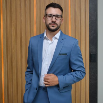 josoejunior23's tweet photo. Tive que trazer pra cá também #NovaFotoDePerfil https://t.co/kiofgShGbi