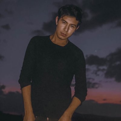 themilrousseau's tweet photo. #NewProfilePic https://t.co/XQLm1mzRmt
