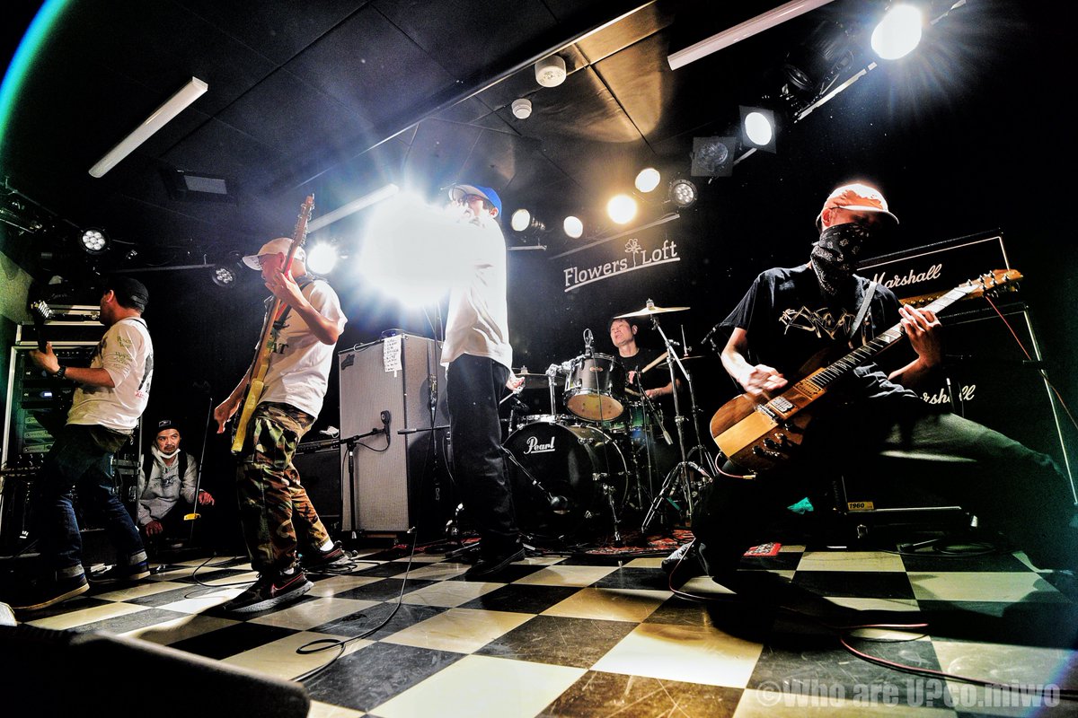 noelmiwo's tweet photo. 【DIGGING UP THE GROUND】
FLING THING&amp;VELOCITY pre.

CROCODILE COX AND THE DISASTER

#CROCODILECOXANDTHEDISASTER
#DIGGINGUPTHEGROUND
#FLOWERSLOFT
#FLINGTHING
#VELOCITY https://t.co/a0GLC0I5ju