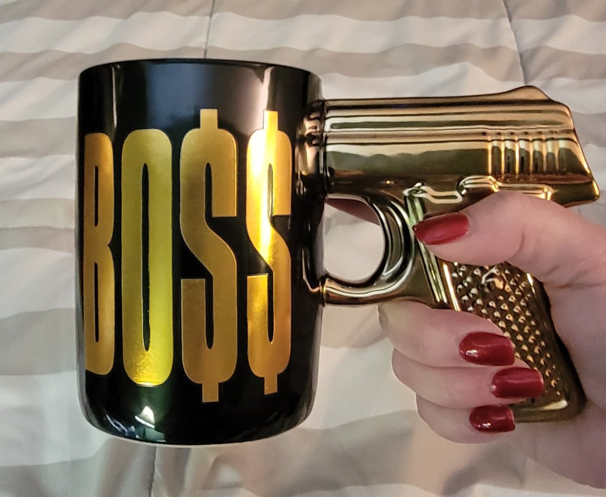 Livngmybstlfe's tweet photo. Why yes, I am... 🤣 🤣
#CoffeeTime #gun #gift #bosslady #2amaga #Patriot https://t.co/IX9dHhjXAG