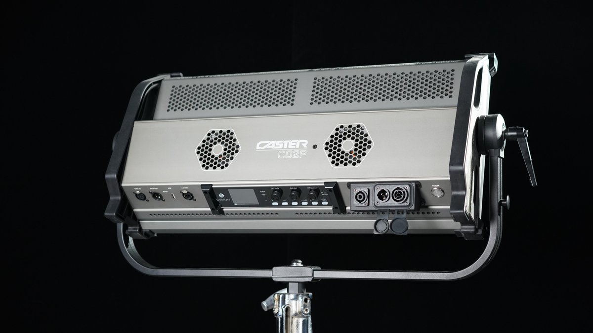 SUNNYXIAOCN's tweet photo. Good morning guys!☀️
Today's small knowledge about Caster series👇:
For rental use, Caster LED panels are easy-operation and firm enough. FYI, Caster LED panel’s frame is covered by hard-anodized material
#film #filmtools #filmlights #lightingforfilming #lightsforgaffer #morning https://t.co/Qq6fe7uywt