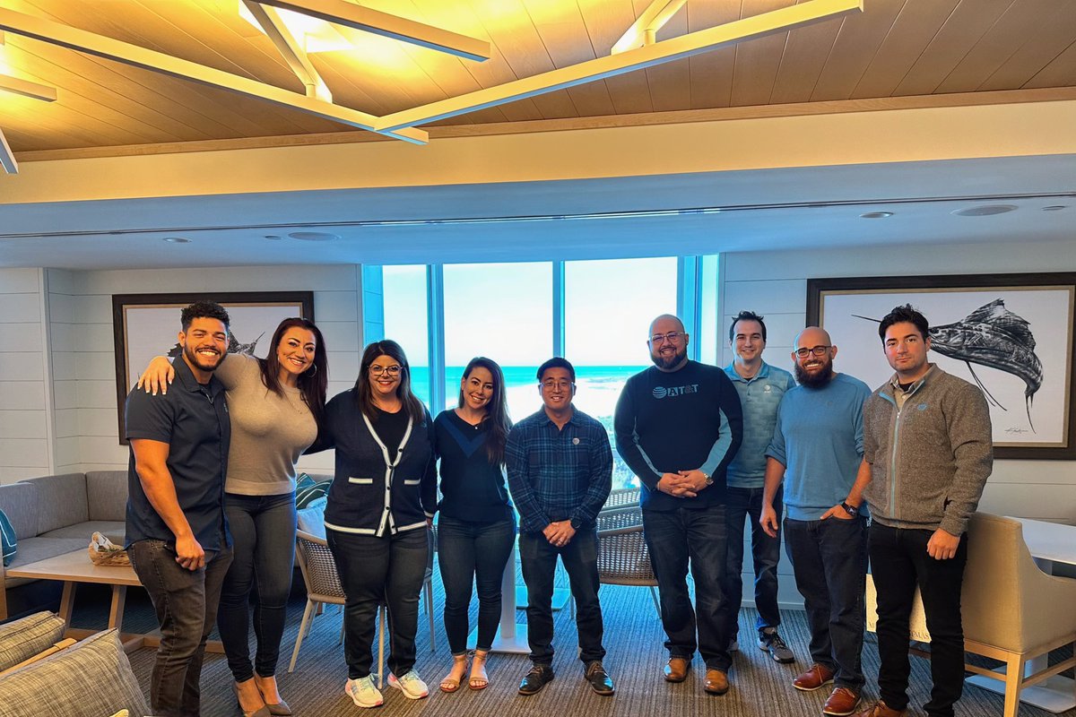 “Find a group of people who challenge &amp; inspire you,spend a lot of time with them,&amp; it‘ll change your life forever.” #lifeatATT <a href="/One_FLA/">OneFLA</a> <a href="/LifeAtATT/">Life at AT&T</a> @JoseSparkles <a href="/ValdesKyara/">Kyara Valdes</a> <a href="/drew_wagz/">Andrew Wagner</a> @ManCRUsi_ARSMi <a href="/ARSMIsaac/">Isaac Ieropoli</a> <a href="/Elliott_88_/">Bobby Elliott</a> <a href="/FlagshipDanny/">Daniel Bernal</a> <a href="/jrluna11/">JR Luna</a> @theeastregion #namethatteam