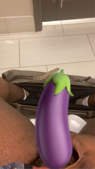 Hey look I made some teasers. Lol I don&rsquo;t know what to do. Any ideas I&rsquo;m open to anything. Hit up my<a href="/tag/onlyfans"class="tags"><span>#onlyfans</span></a><a href="/tag/onlyfanspromo"class="tags"><span>#onlyfanspromo</span></a><a href="/tag/sellingcontent"class="tags"><span>#sellingcontent</span></a><a href="/tag/bigdickneeded"class="tags"><span>#bigdickneeded</span></a>