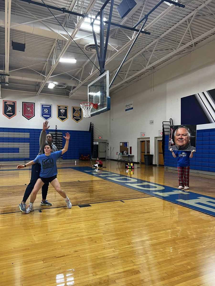 Midview Girls Basketball tweet media