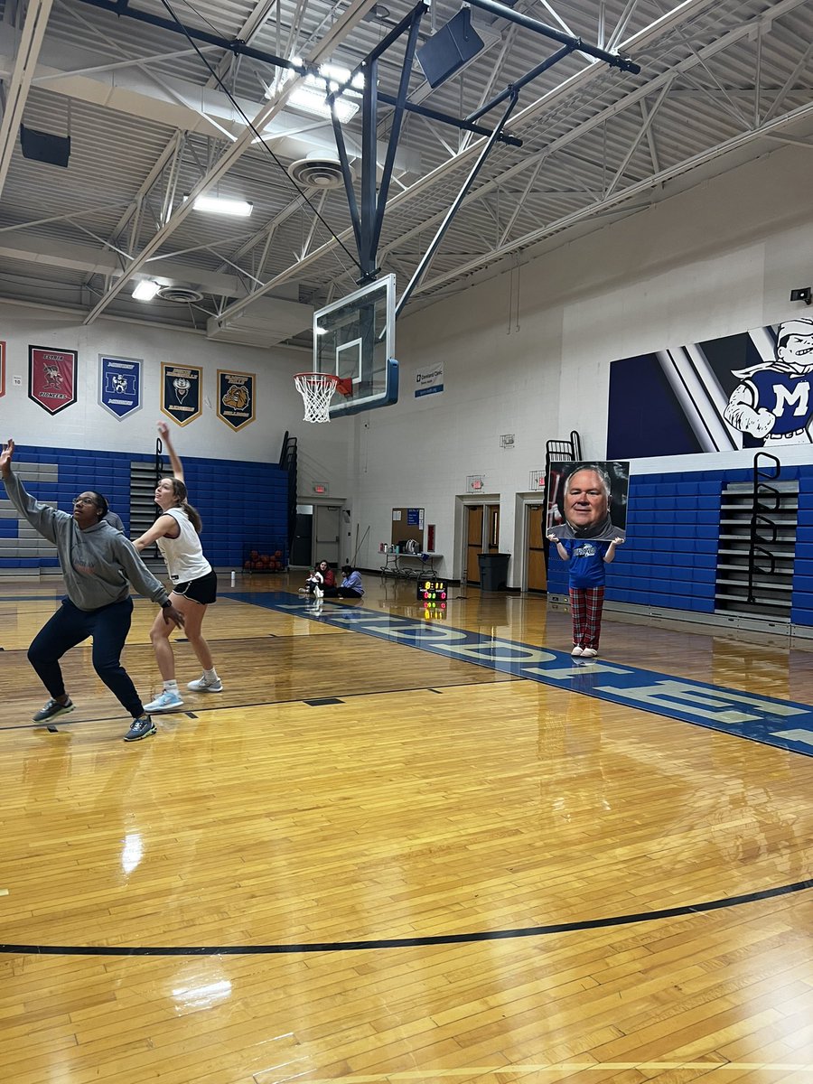 Midview Girls Basketball tweet media