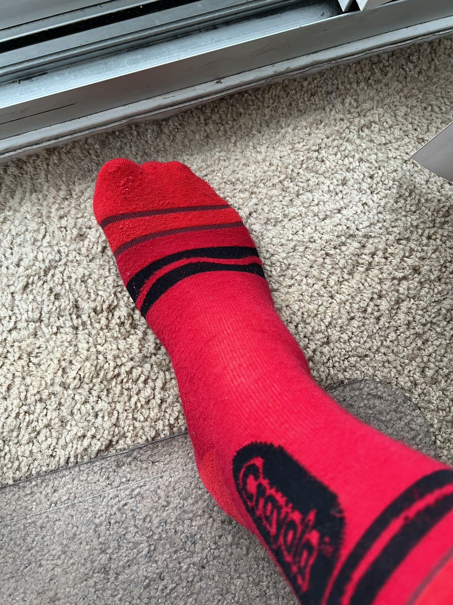 rightfootatwork's tweet photo. Looking for more? #feetfethish #feetfinder #feetpic #feet #foot #footpic #sellfeet 

https://t.co/PVLaXqDJA2 https://t.co/I9ZDYWIPVl