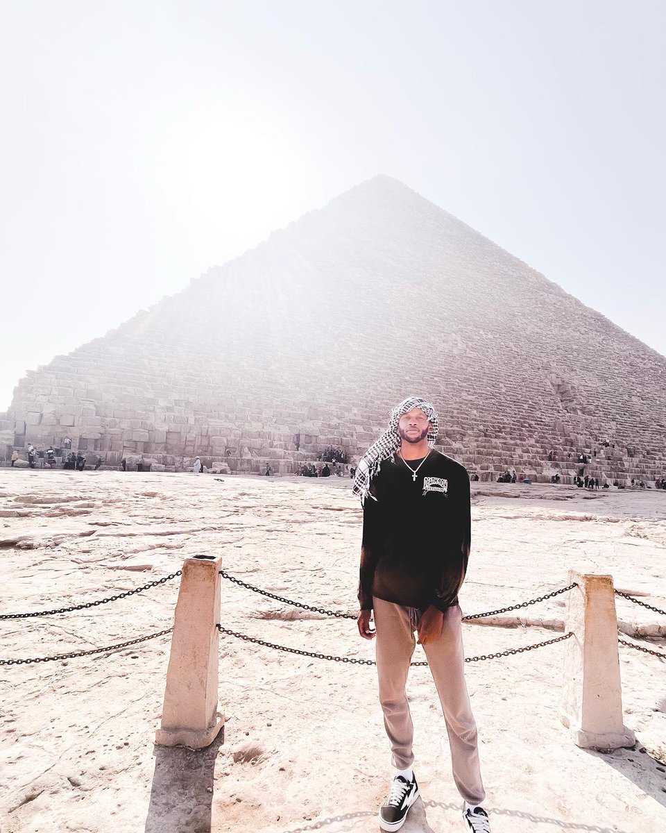 rboog3's tweet photo. Egypt so odee 🤴🏾 https://t.co/J11lOzRLRS