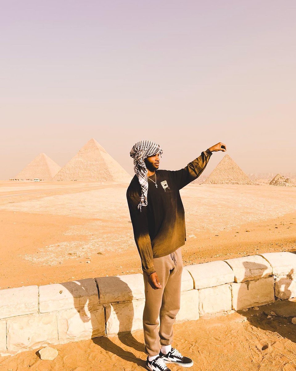 rboog3's tweet photo. Egypt so odee 🤴🏾 https://t.co/J11lOzRLRS