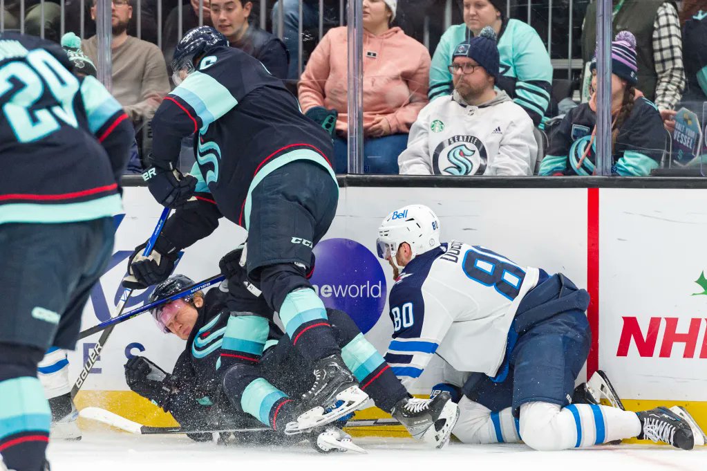 NEW <a href="/BrianLiesse/">Brian Liesse</a> photo gallery just dropped! Check it out on soundofhockey.com! 

📸➡️soundofhockey.com/2022/12/19/pho…