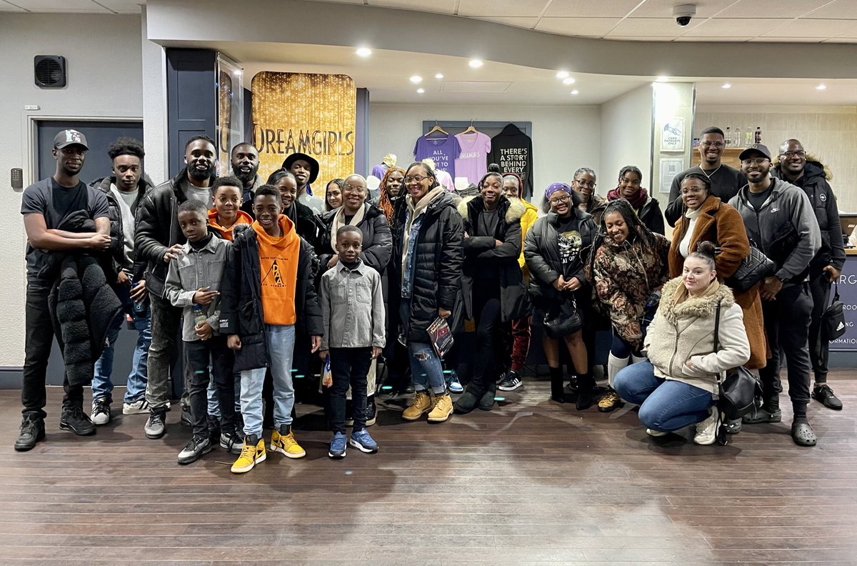 Had such a great time tonight at the <a href="/thealexbham/">The Alexandra</a> with my <a href="/AstonPAA/">AstonPerformingArtsA</a> family watching <a href="/Dreamgirls_UK/">Dreamgirls UK</a>. Thank you to the marketing team and producers for making this possible and providing space for our young people to experience this. It was a great production. 🎙