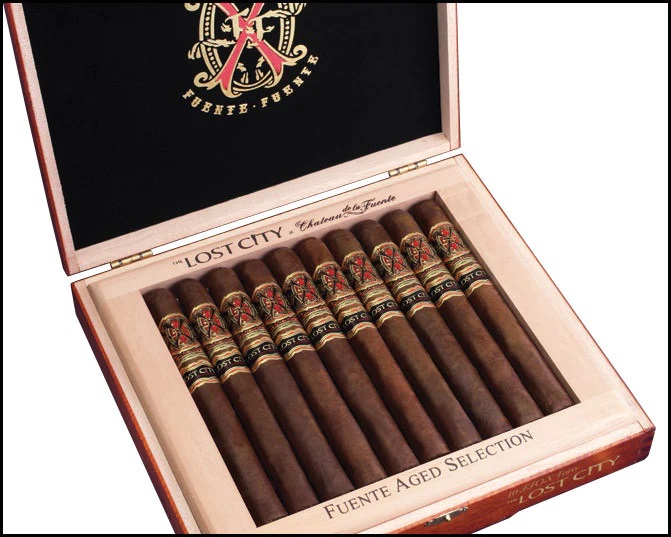 Need some OpusX for the Holidays? We've got Lost City OpusX #cigars available. The Robusto, Piramide and 5-Cigar Assortments are here. ss1.us/a/nzPLvgC8