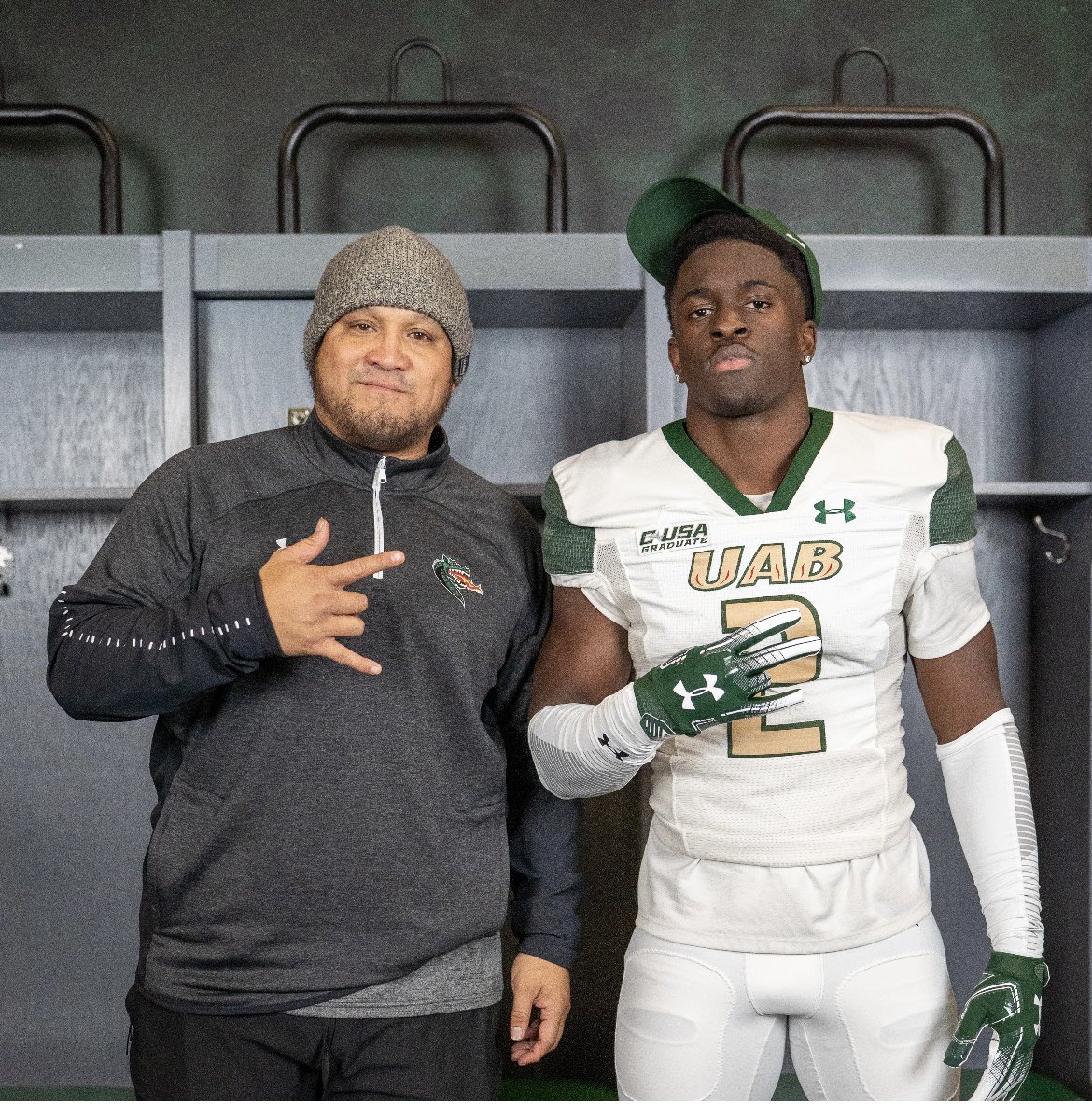 CoachJStFleur's tweet photo. Enjoyed my UAB Official 💚 Thankful for the opportunity #WinAsOne @CoachD_Mitch @si_one11 @saddleback_DC https://t.co/H2grHy99N7
