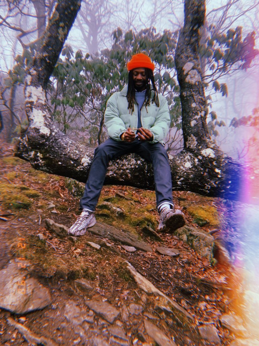 _Bambi808's tweet photo. Grown ass kids (Asheville NC 2022) https://t.co/TqnrudqprR