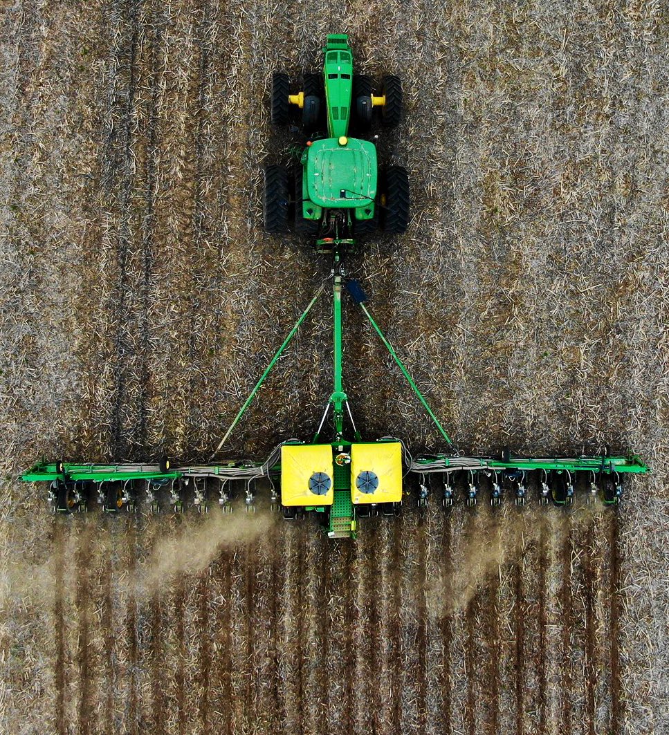 Brent_gerke's tweet photo. ISO- John Deere DB60 36 row 20”
Non ExactEmerge, closer to barebones/stock the better 
Closer to Central Missouri the better too 
(Picture for attention….yes I know there’s only 24 rows” https://t.co/6ywNEdaMyE