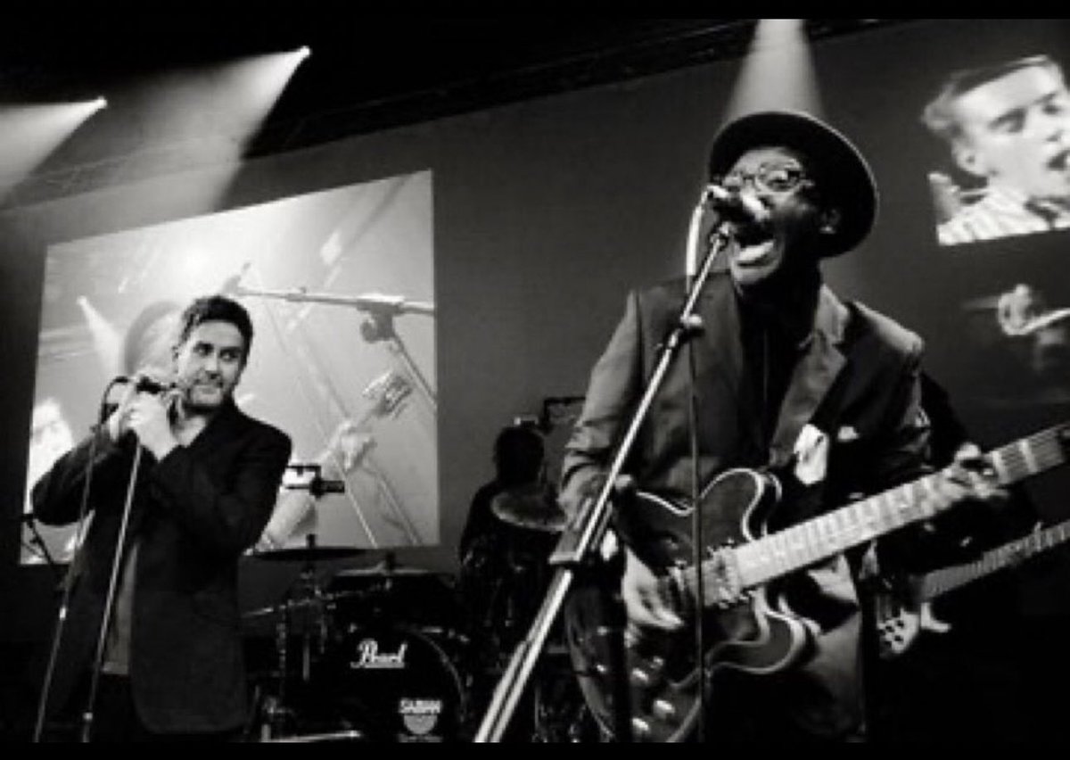 Sjopinion10's tweet photo. Very sad to learn my friend Terry Hall #thespecials passed away today ..

After 4 years of trying to get the band to reform, they played for the first time in 26 years at my 40th 👇.

As a boy Terry was my hero, they say never meet your heroes  he was the exception .. https://t.co/k1Fx06zC7K