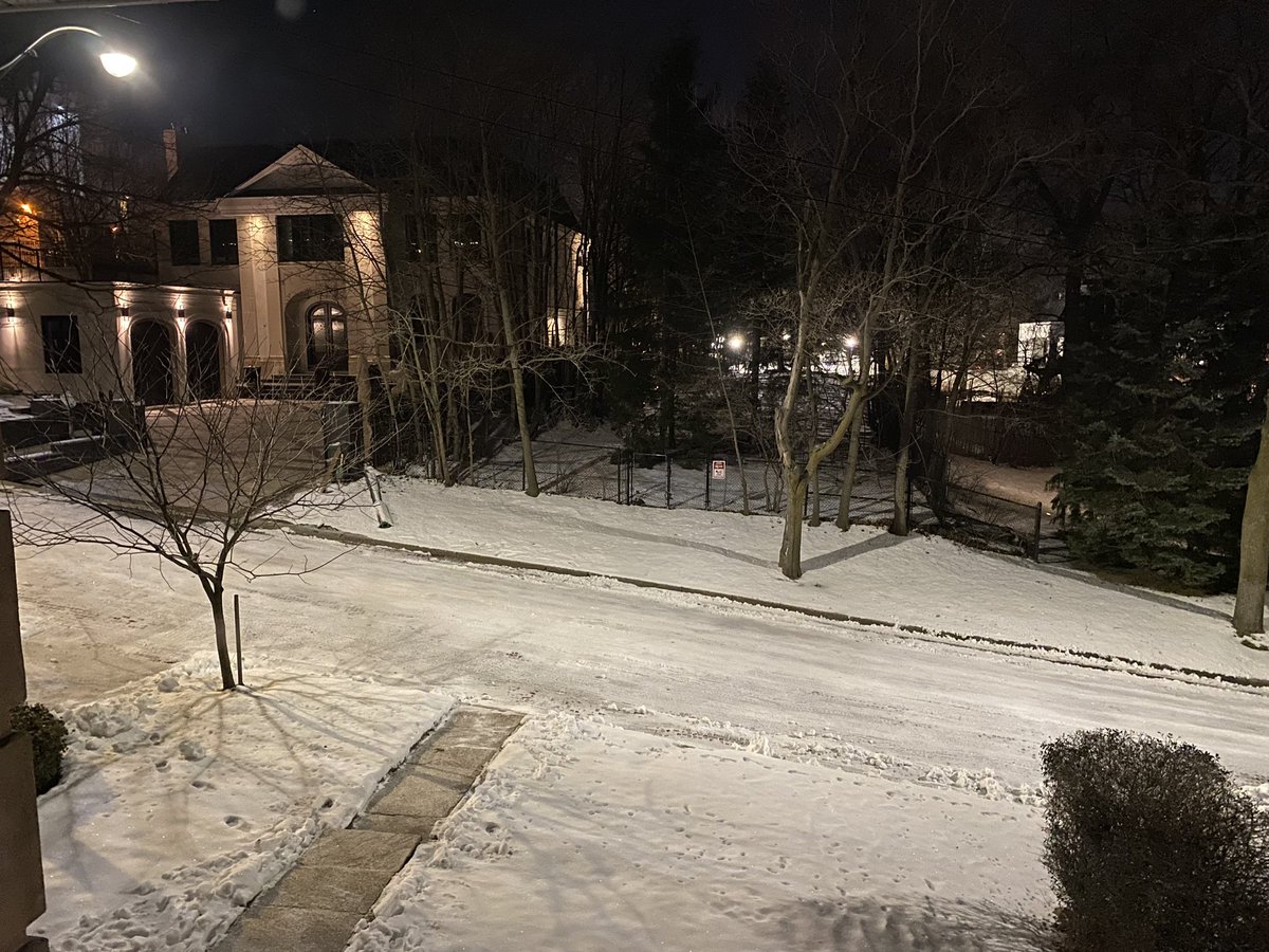 GregorPostl's tweet photo. @311Toronto Want to see any example between theory/promises and reality/inactivity. Come and visit Rosemary Road 191 to 197 #winter comes and #winter sleep starts. https://t.co/IkW19nfsyd