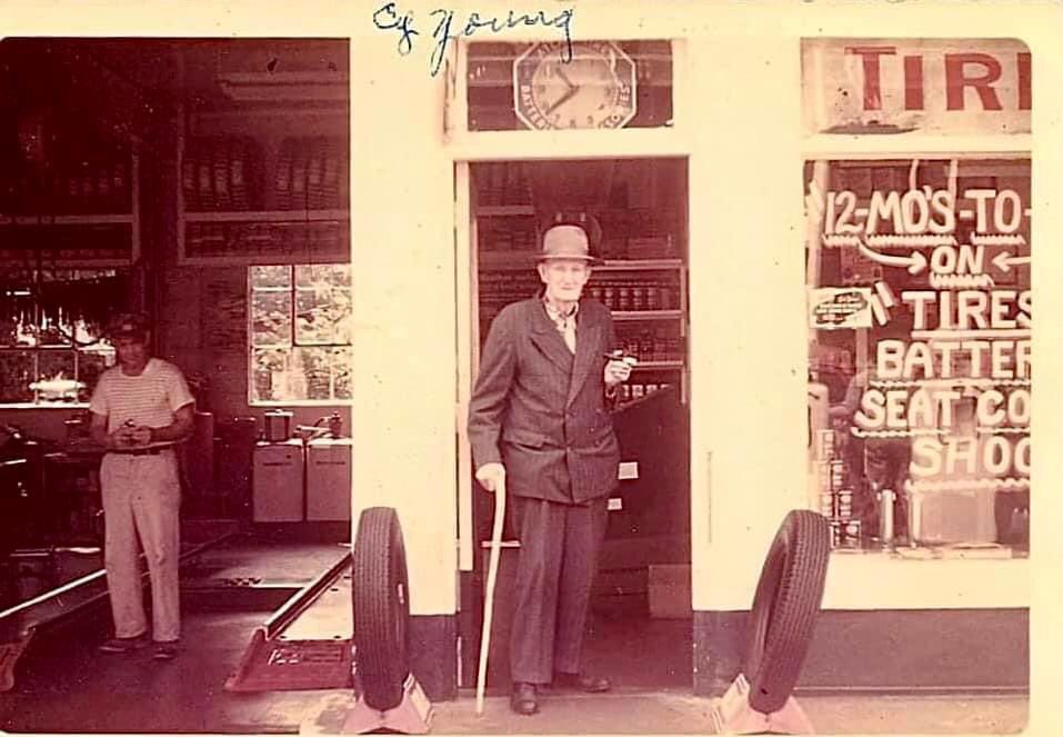 BaseballHistoryNut on Twitter "Cy Young posing in front of JB’s