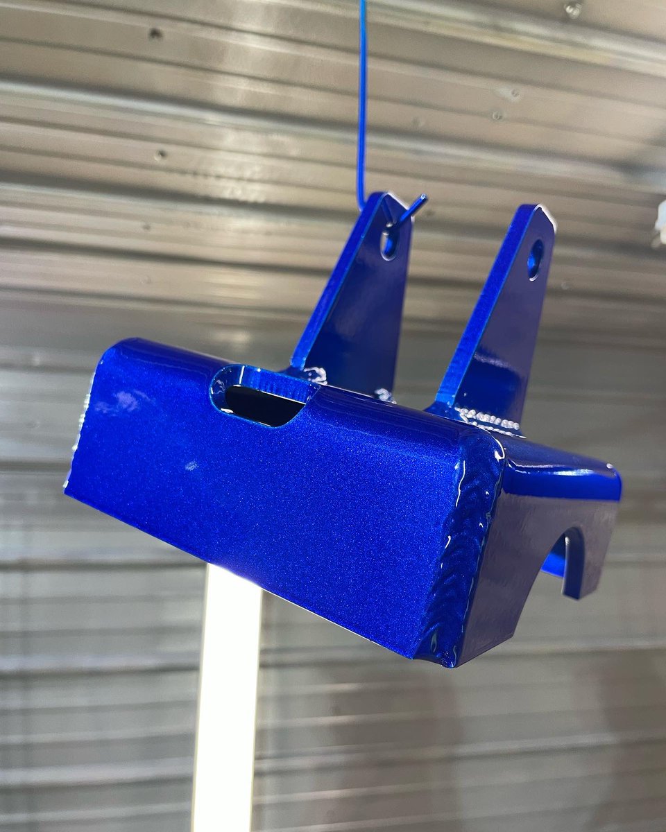 DiyDiesel's tweet photo. Tonight on the YouTube Channel we talk about the process of powder coating the Illusion Blueberry from Prismatic Powders on my Kryptoniteproducts Traction Bars with Cfab llc! 
They turned out great!!! #powdercoating #diesel #diy #youtube https://t.co/Rw7FdKgU8G