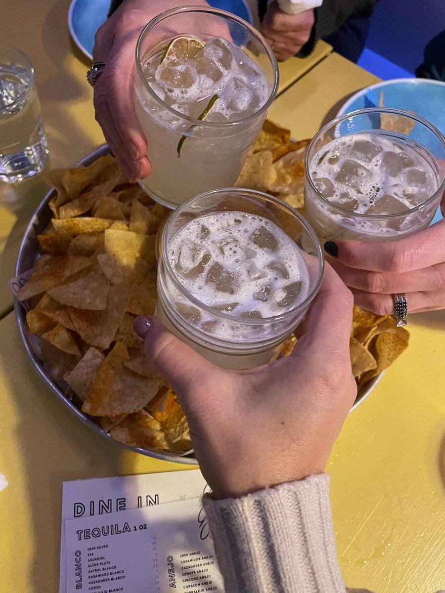 cathmiller01's tweet photo. Mondays are for the mainland and... Margaritas with the girl gang   in #fordcity #yqg https://t.co/WfsTuHq2zN