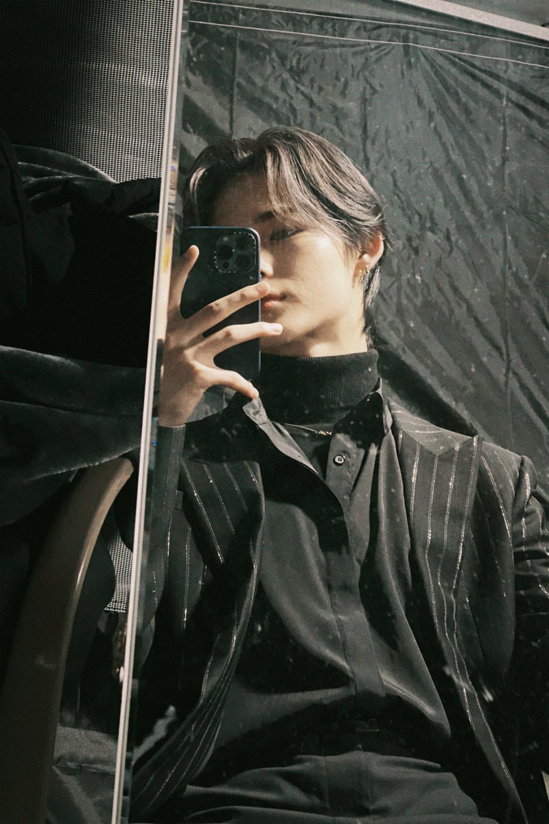 하.. 사진에서 딥디크, 조말론 향이 남
(대충 ㅈㄴ 어른 같다는 뜻)