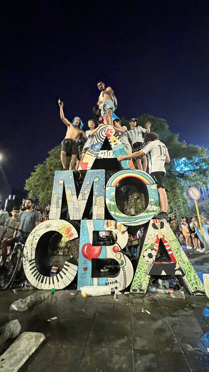 Quilmes_Cerveza's tweet photo. Córdoba es campeón del mundo 🏆 https://t.co/vdmdId9MYw