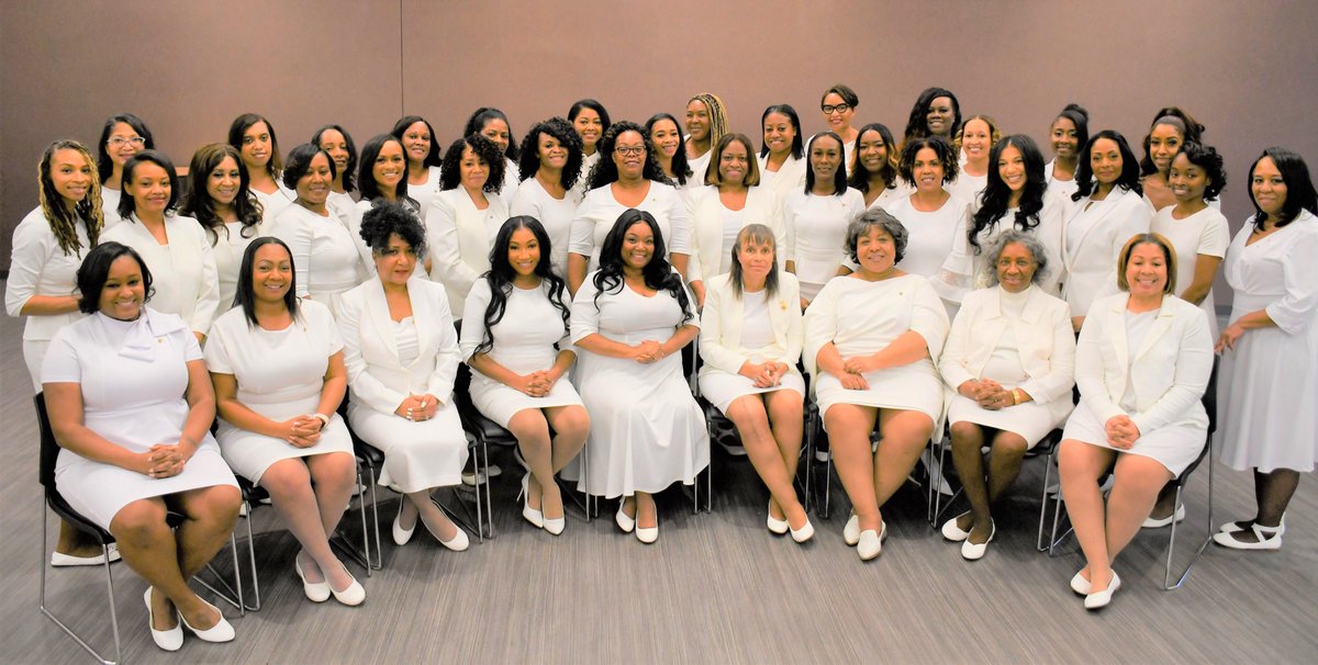UTOAKA1908's tweet photo. On December 19, 2021, Upsilon Tau Omega chapter of Alpha Kappa Alpha Sorority, Incorporated welcomed 39 Pearls into our illustrious organization. You have shown commitment to Service and Sisterhood! Wishing you a Happy 1st AKAversary!
#AKAUTO https://t.co/nBJk1JTQD7