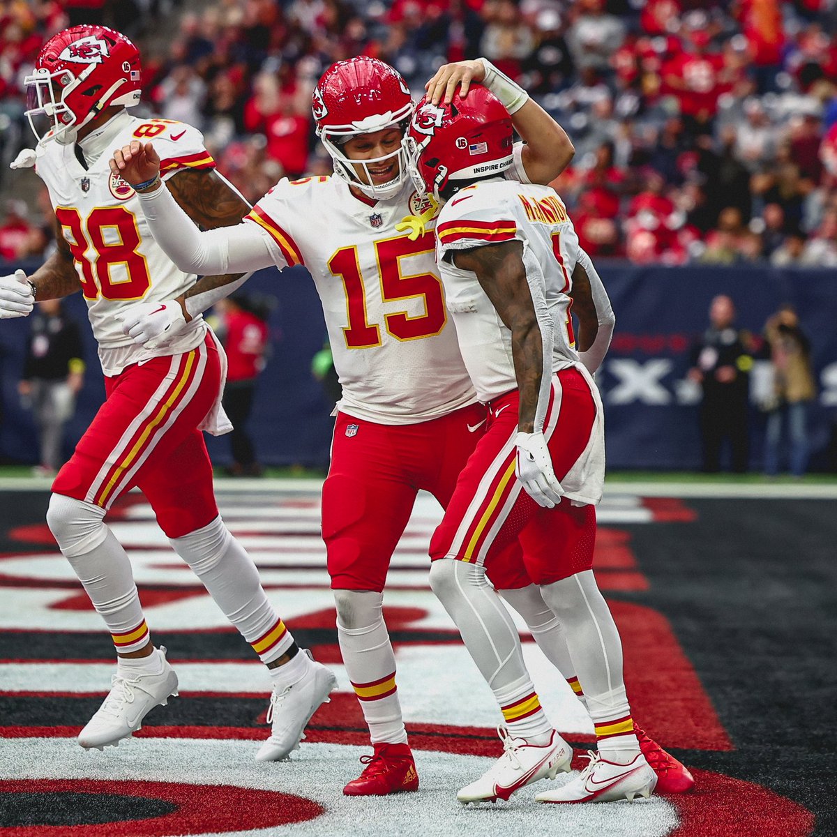 Chiefs tweet picture