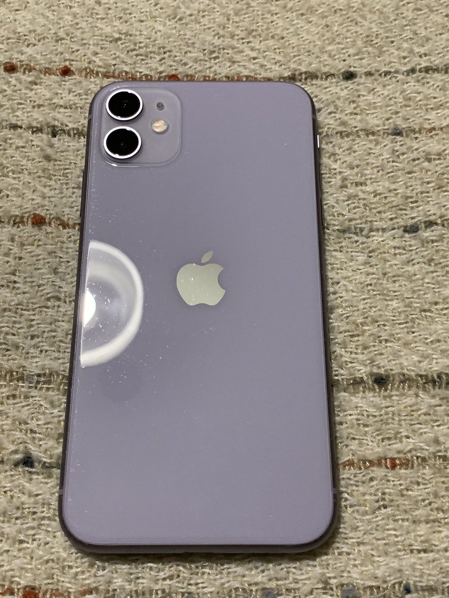 ThaisFares's tweet photo. Iphone 11 - $2800 negotiable. 

64Gb✅ Face ID✅ Unlocked✅ 
No scratches, no cracks. Gives no issues. https://t.co/REwu0zAQGK