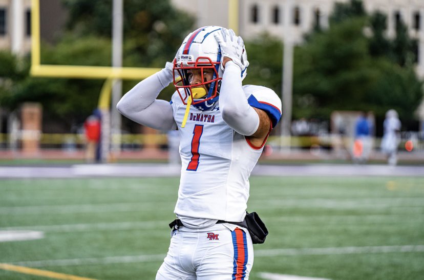 I will be signing my NLI to play at <a href="/USFFootball/">USF Football</a> at DeMatha on Wednesday at 2pm!! All is welcomed💪🏾