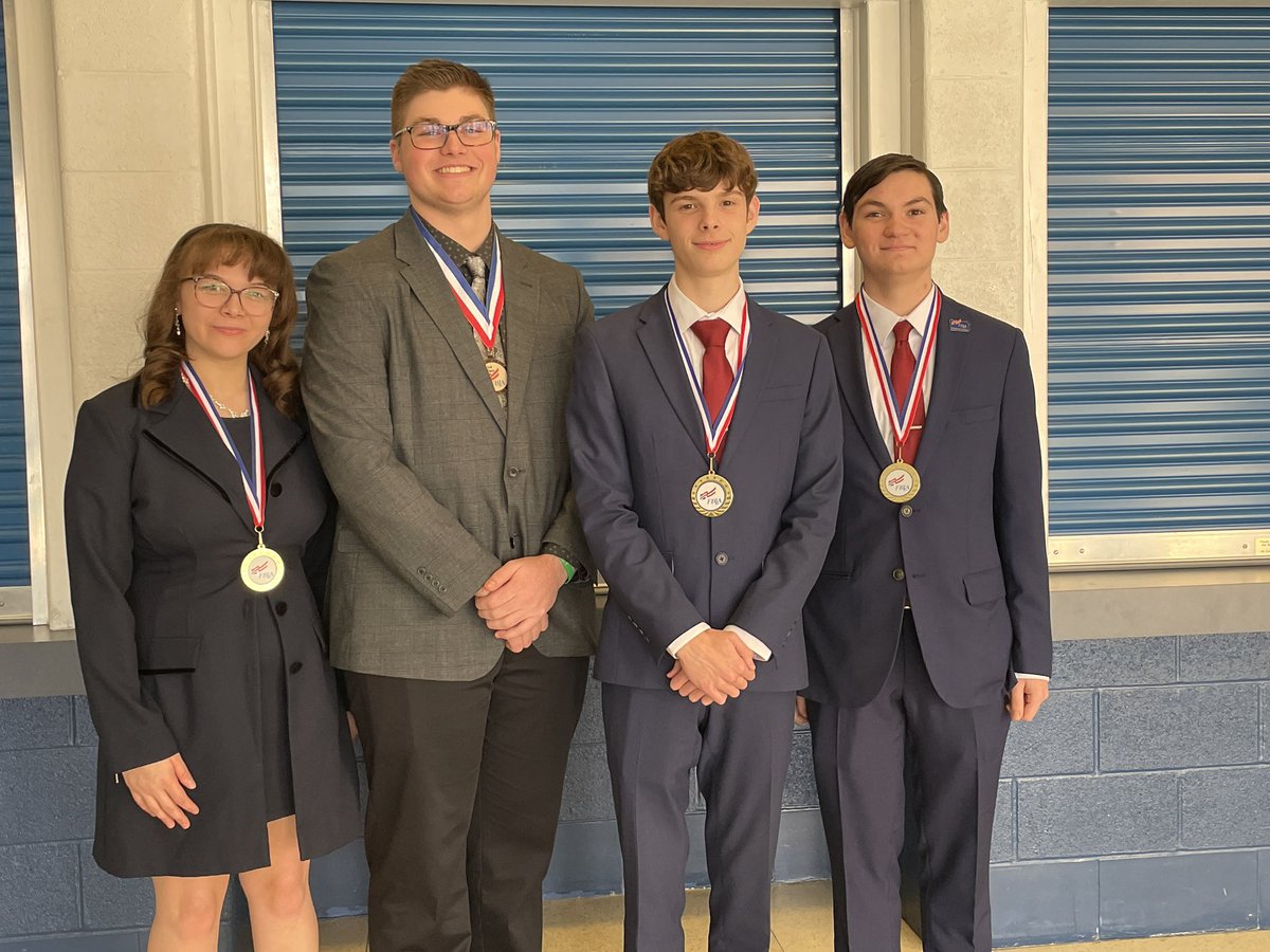 Mrstaub's tweet photo. Congratulations to the newly elected FBLA Region 6 officers. https://t.co/rGmLAN5LDU