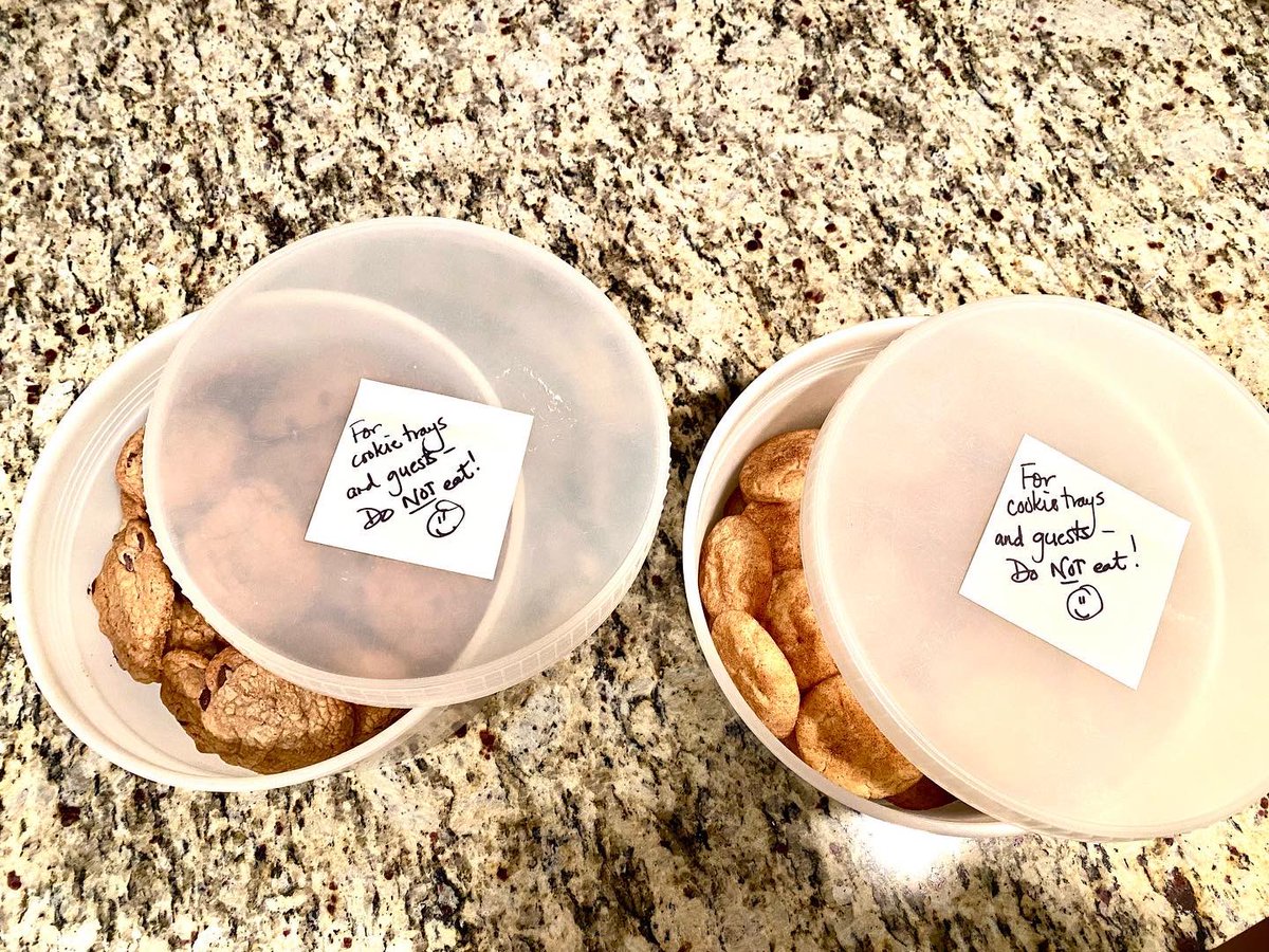 Jennifer Roth tweet media