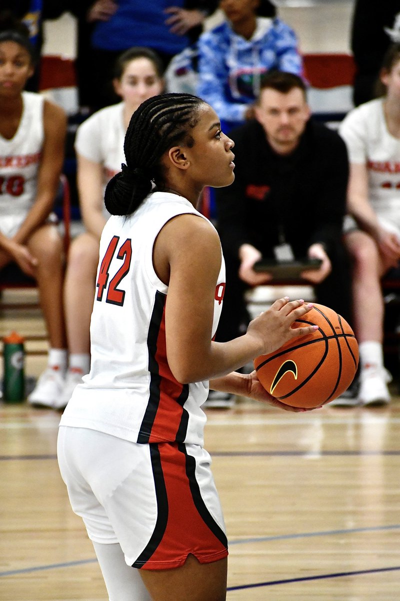 Jr. All-Star Girls Basketball (@jrallstarbb) on Twitter photo 📍 𝗡𝗜𝗞𝗘 𝗧𝗢𝗖
<a href="/SFSQuakers/">Sidwell Friends School Athletics</a> hangs on for the W!
Standout performances from:
- <a href="/qharmon1/">Leah Harmon</a>
- <a href="/Jordan_lee0730/">Jordan</a>
- <a href="/DonovanJadyn/">JD2</a>
- <a href="/swiftyshooter14/">Khia Miller🏀💪🏾</a>
- <a href="/JaylaJordan/">Jayla</a>
- <a href="/sauleletanuvasa/">Lele tanuvasa</a>
- <a href="/niaanderson32/">Nia Anderson</a> 📍 𝗡𝗜𝗞𝗘 𝗧𝗢𝗖
<a href="/SFSQuakers/">Sidwell Friends School Athletics</a> hangs on for the W!
Standout performances from:
- <a href="/qharmon1/">Leah Harmon</a>
- <a href="/Jordan_lee0730/">Jordan</a>
- <a href="/DonovanJadyn/">JD2</a>
- <a href="/swiftyshooter14/">Khia Miller🏀💪🏾</a>
- <a href="/JaylaJordan/">Jayla</a>
- <a href="/sauleletanuvasa/">Lele tanuvasa</a>
- <a href="/niaanderson32/">Nia Anderson</a>