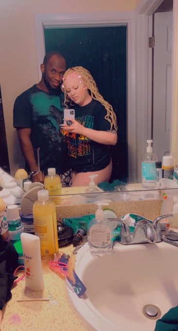 The one time he is actually looking the right place 😂😂😂 https://t.co/tzTXTy5bWm