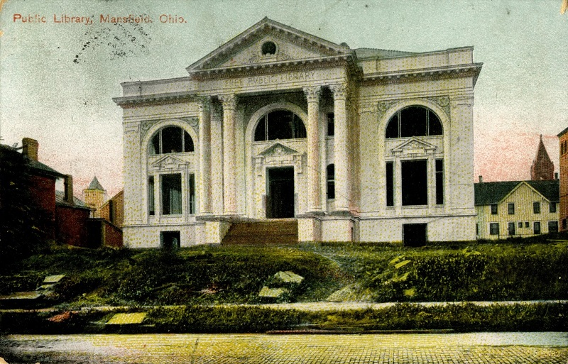 🎉It's our birthday! 🎉
The Main Library building was opened on this day in 1908! 
We think we are looking pretty good for 114... Just look at this postcard of the library as it looked when it opened!